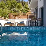 Pearl Of Thassos 4*