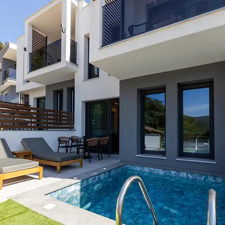 Pearl Of Thassos
