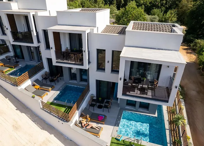 Pearl Of Thassos